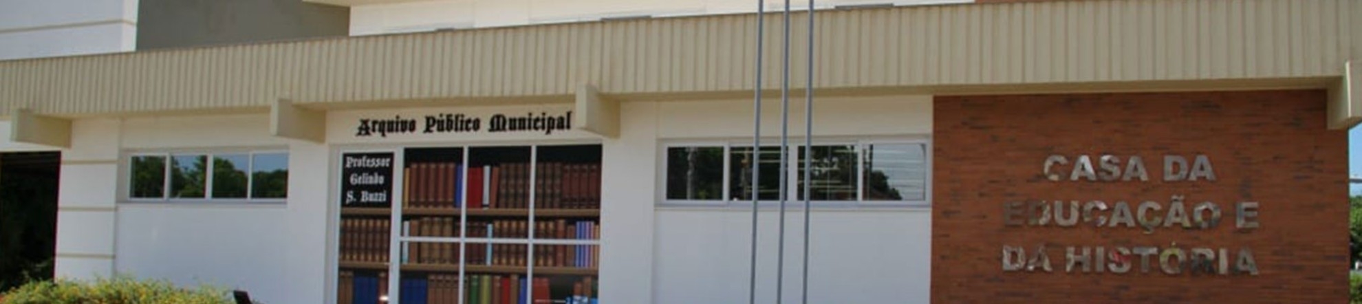 ARQUIVO PÚBLICO E BIBLIOTECA